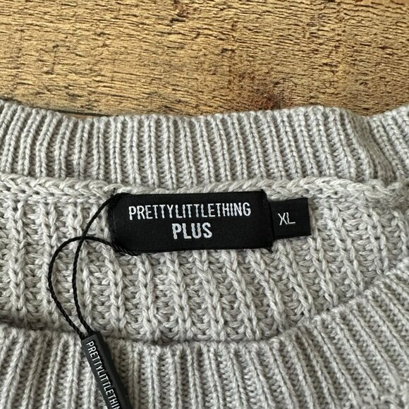 PrettyLittleThing Plus Grey Round Neck Side Split Jumper XL - Picture 5 of 9
